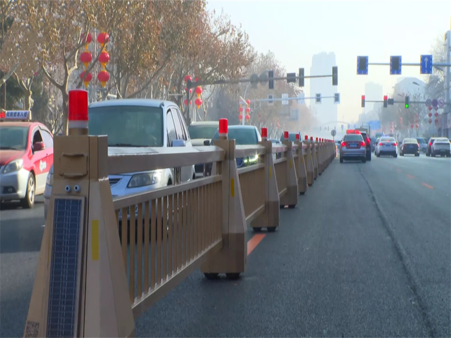 AI潮汐智能道路护栏